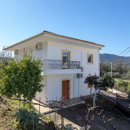 Stamatis House Apartment *